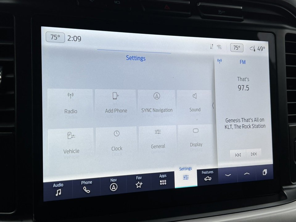 Certified 2023 Ford F150 XLT w/ Equipment Group 302A High image 27