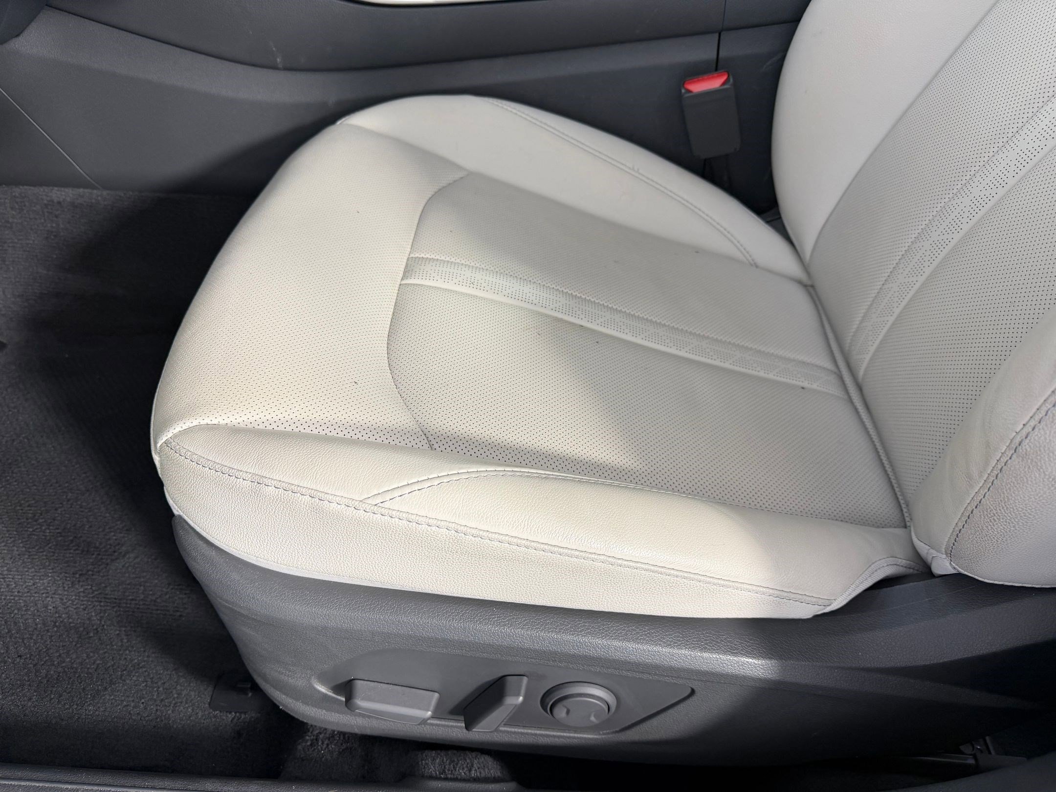 Used 2023 Hyundai Sonata Limited image 12