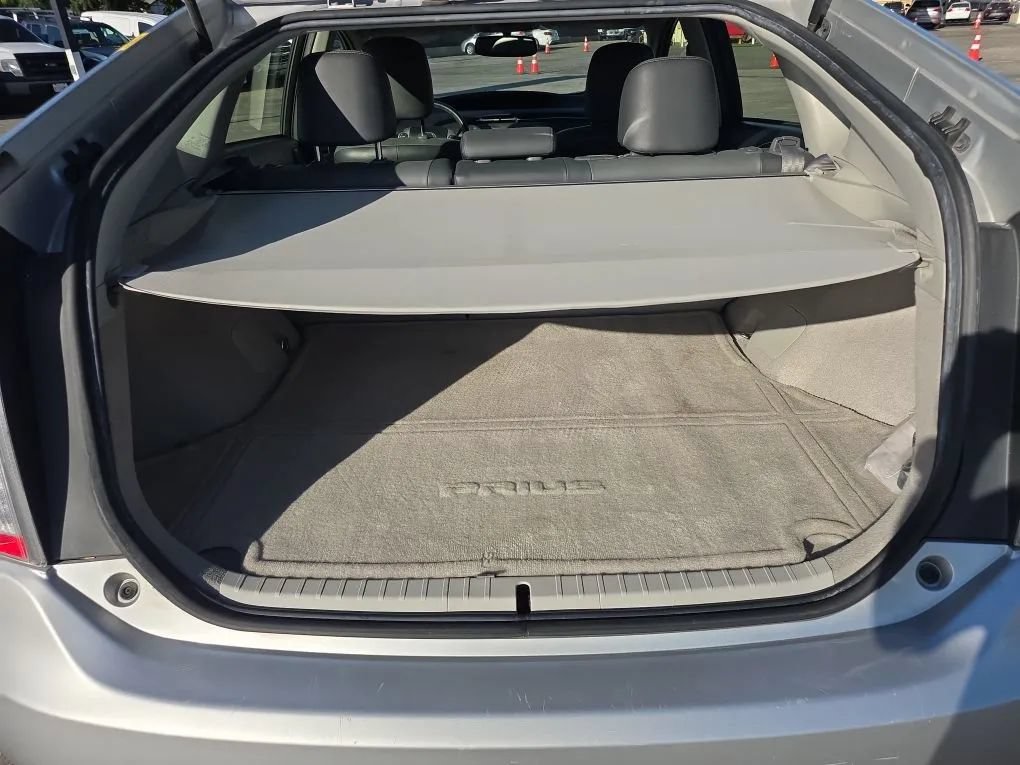 Used 2014 Toyota Prius Four w/ Solar Roof Package FWD image 20