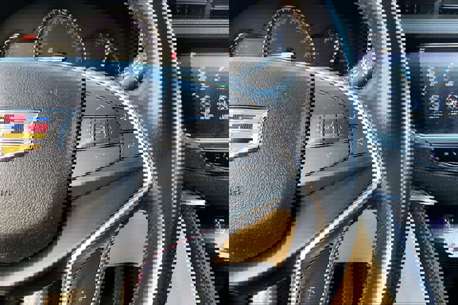 Used 2018 Cadillac XT5 FWD image 23