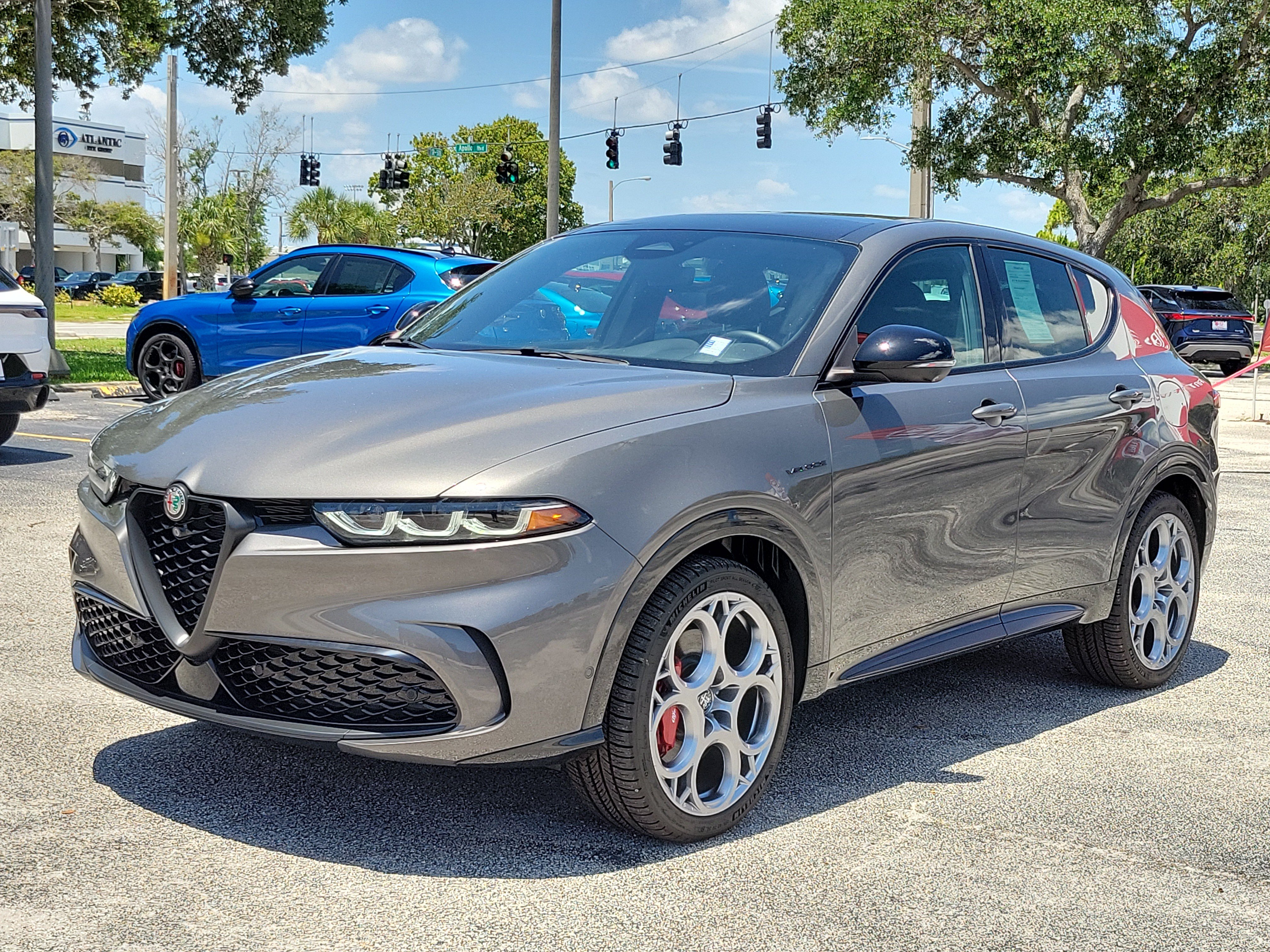 Used 2024 Alfa Romeo Tonale Ti AWD/4WD image 2