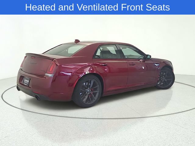 Used 2023 Chrysler 300 C RWD image 6