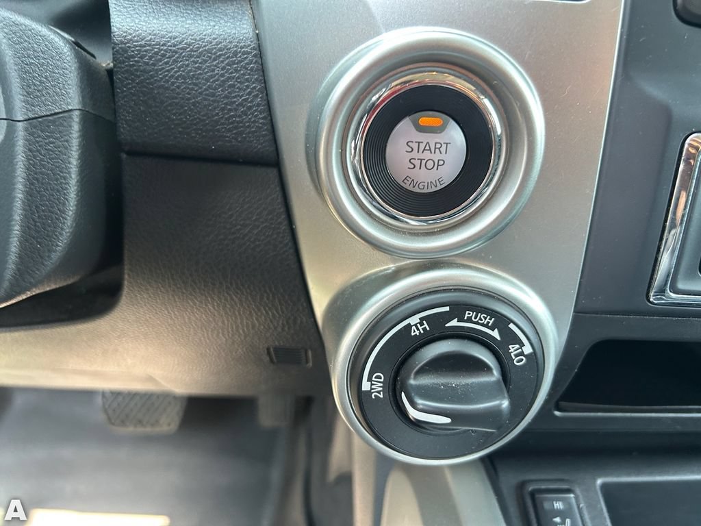 Used 2021 Nissan Titan SV w/ SV Convenience Package AWD/4WD image 27