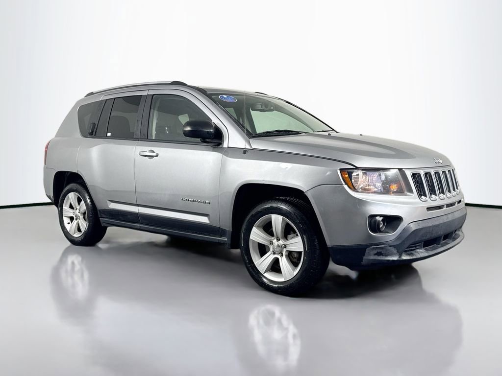 Used 2017 Jeep Compass Sport w/ Power Value Group image 3