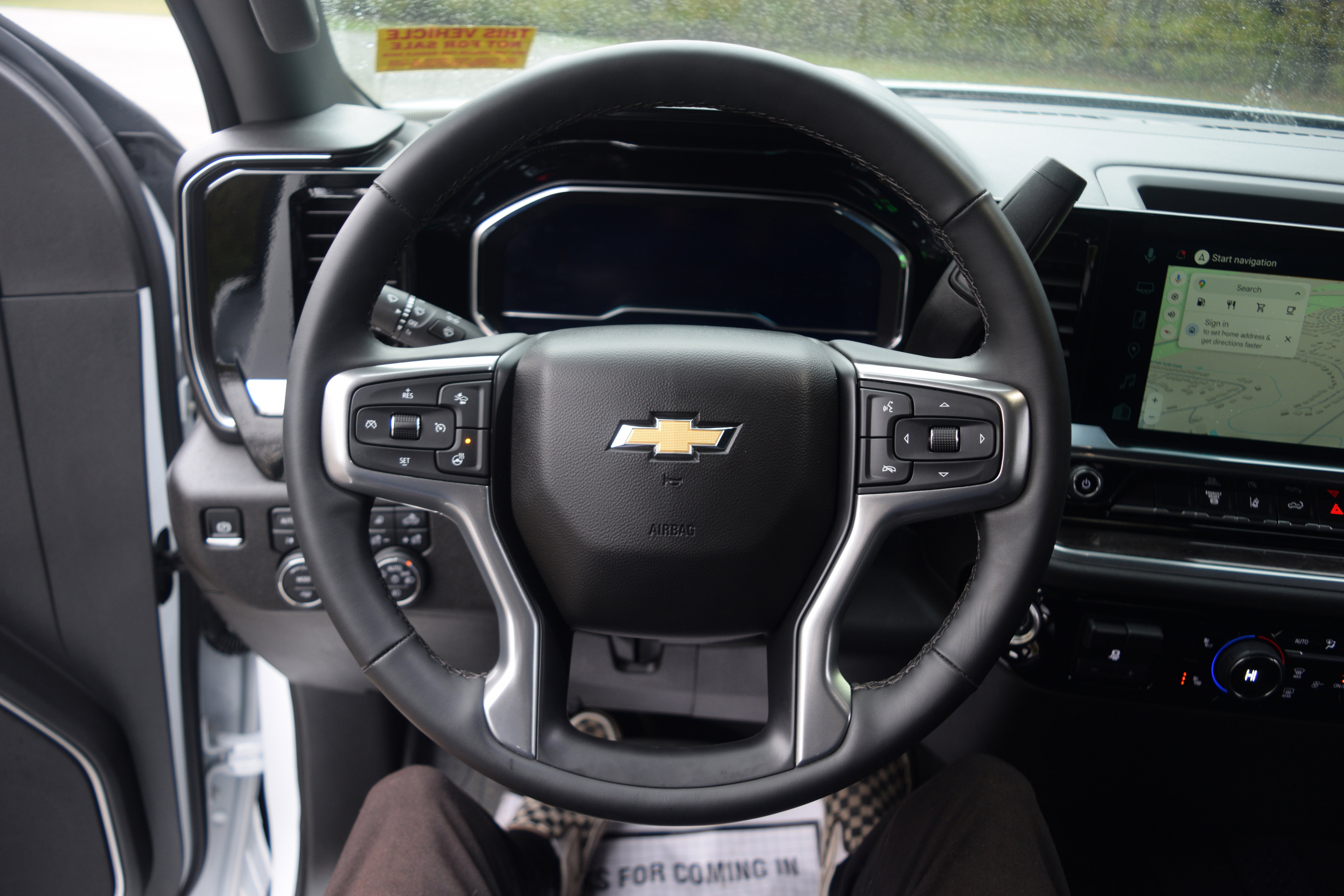 Used 2025 Chevrolet Silverado 3500 LTZ image 4