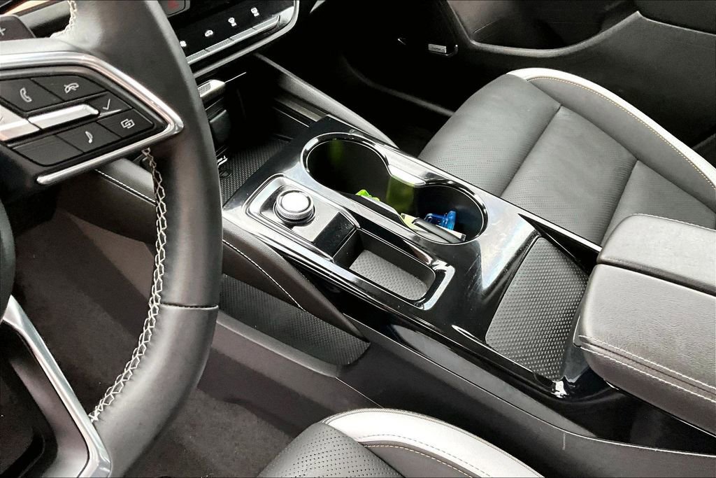 Used 2024 Buick Envision Sport Touring image 18