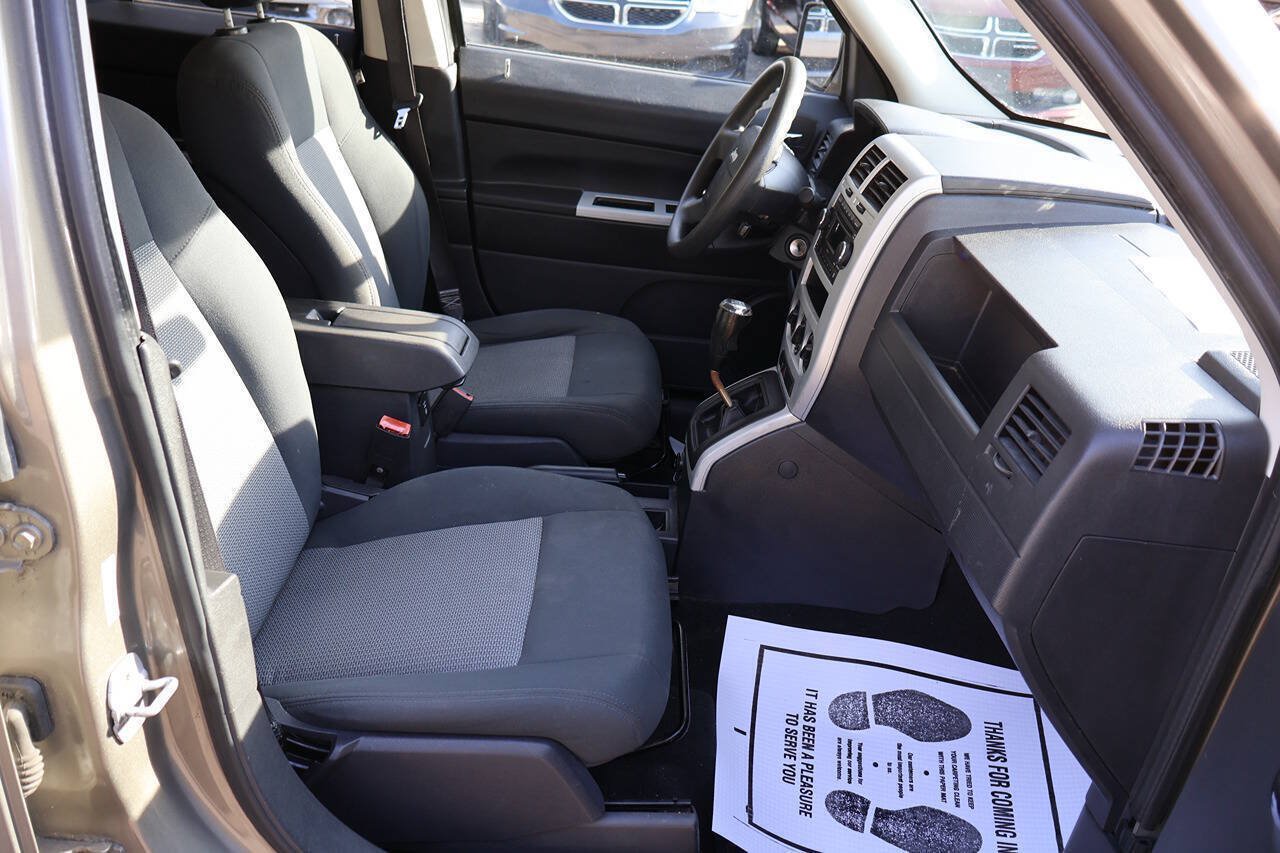 Used 2008 Jeep Patriot Sport FWD image 23