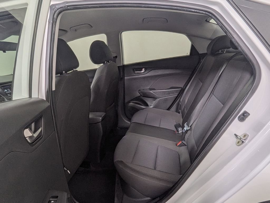 Used 2022 Hyundai Accent SEL image 25