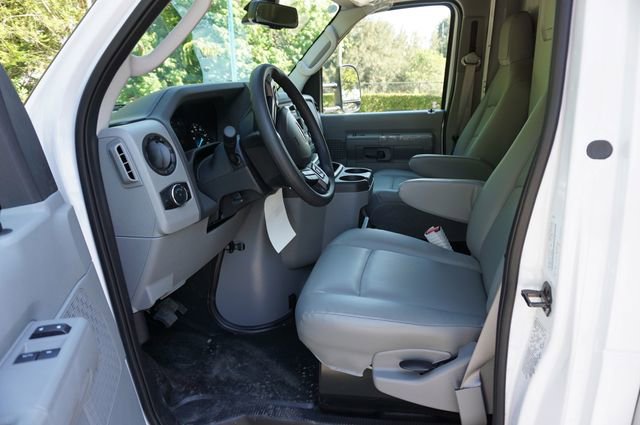 New 2027 Ford E-450 and Econoline 450 Super Duty w/ Power Equipment Group image 21