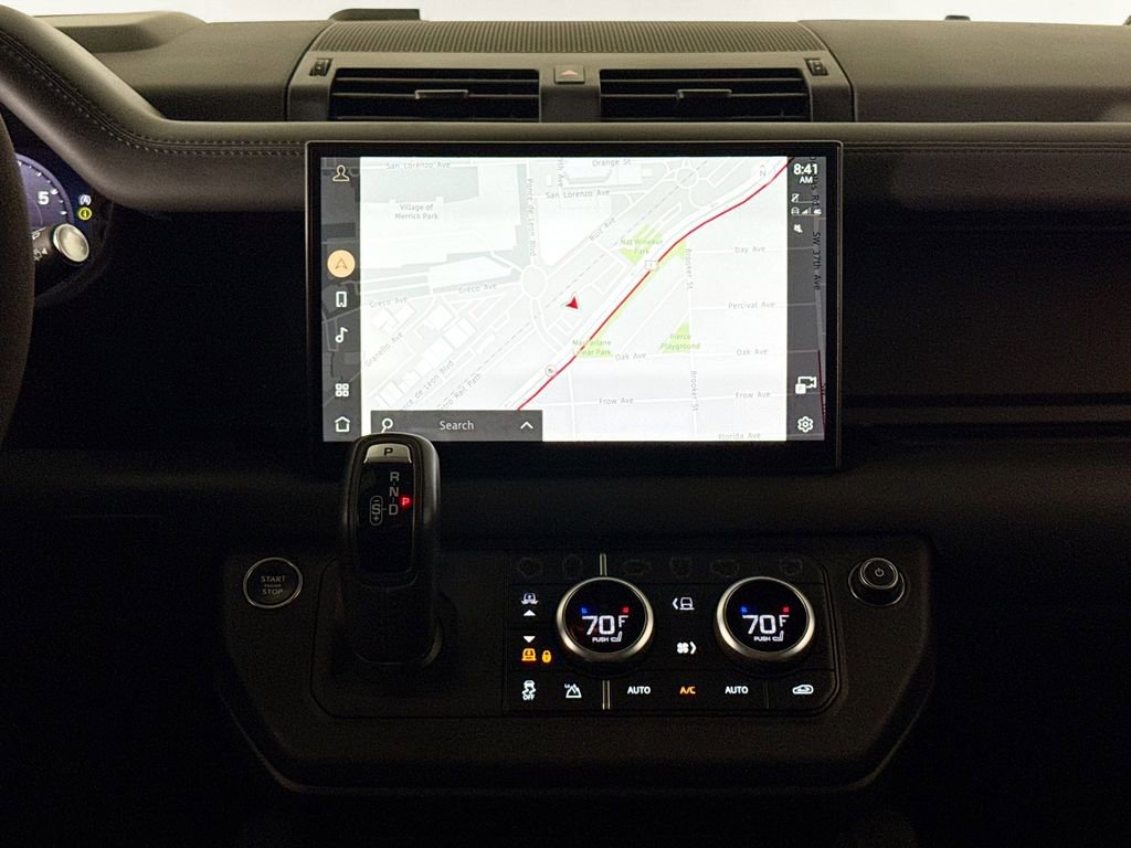 Used 2023 Land Rover Defender 110 V8 image 25