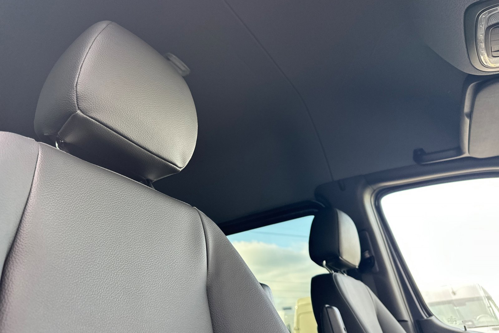 New 2026 Mercedes-Benz Sprinter 2500 image 18