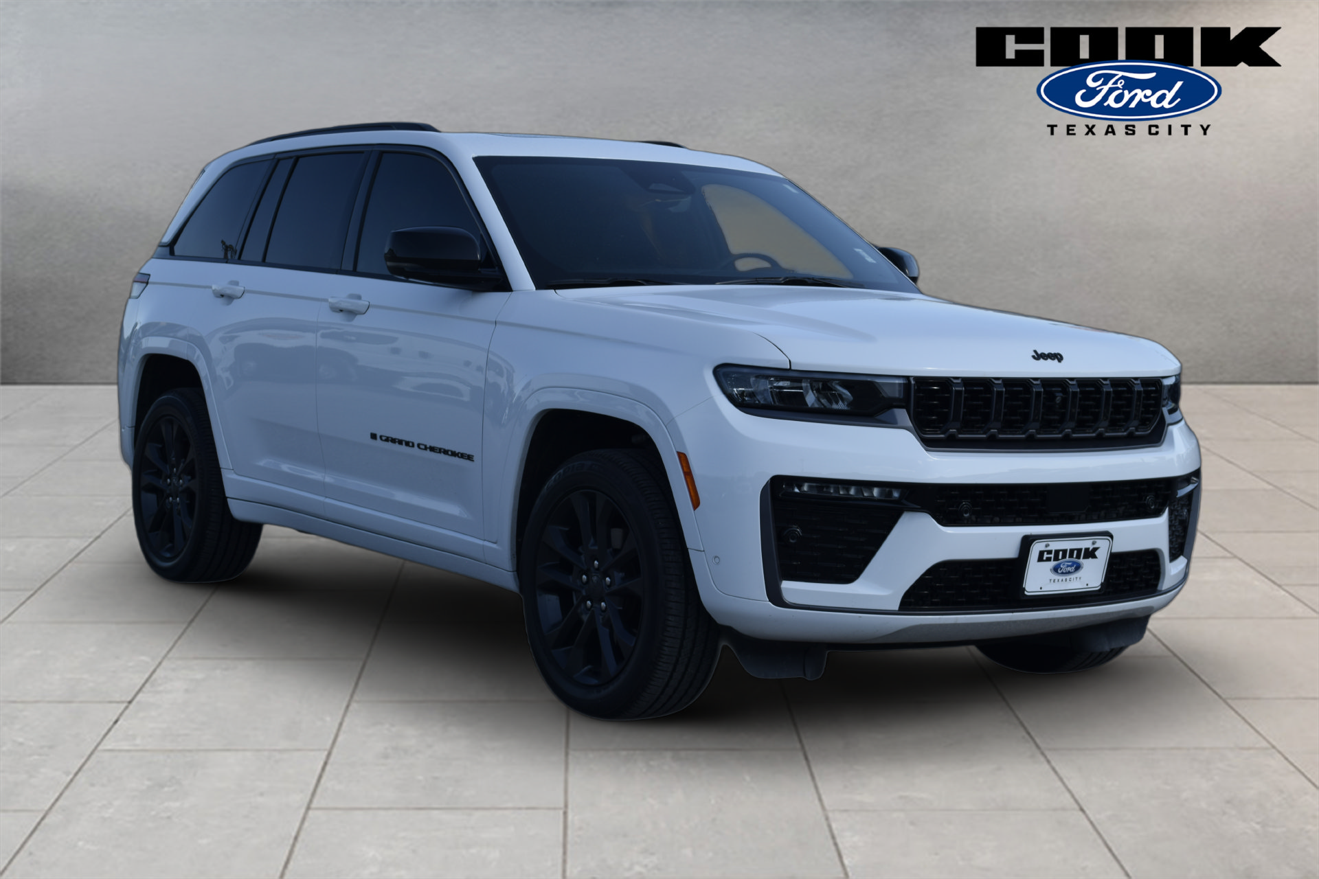Used 2026 Jeep Grand Cherokee Limited AWD/4WD image 2