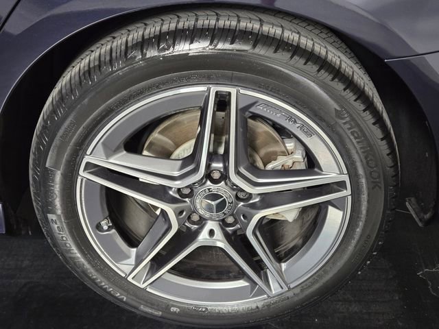 Used 2023 Mercedes-Benz E 350 Sedan image 11