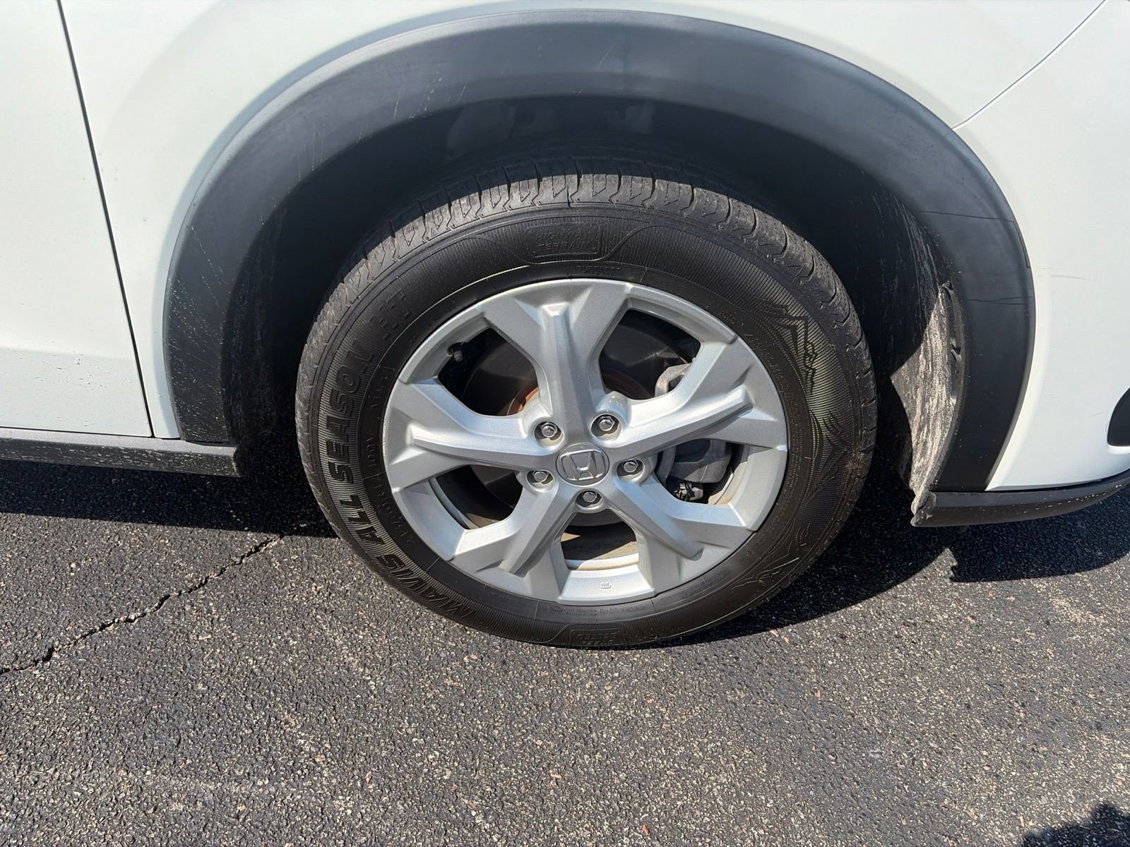 Certified 2023 Honda HR-V LX image 9