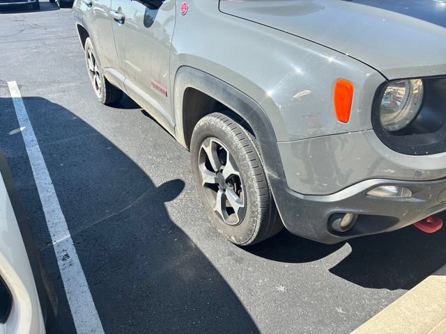 Used 2021 Jeep Renegade Trailhawk AWD/4WD image 2