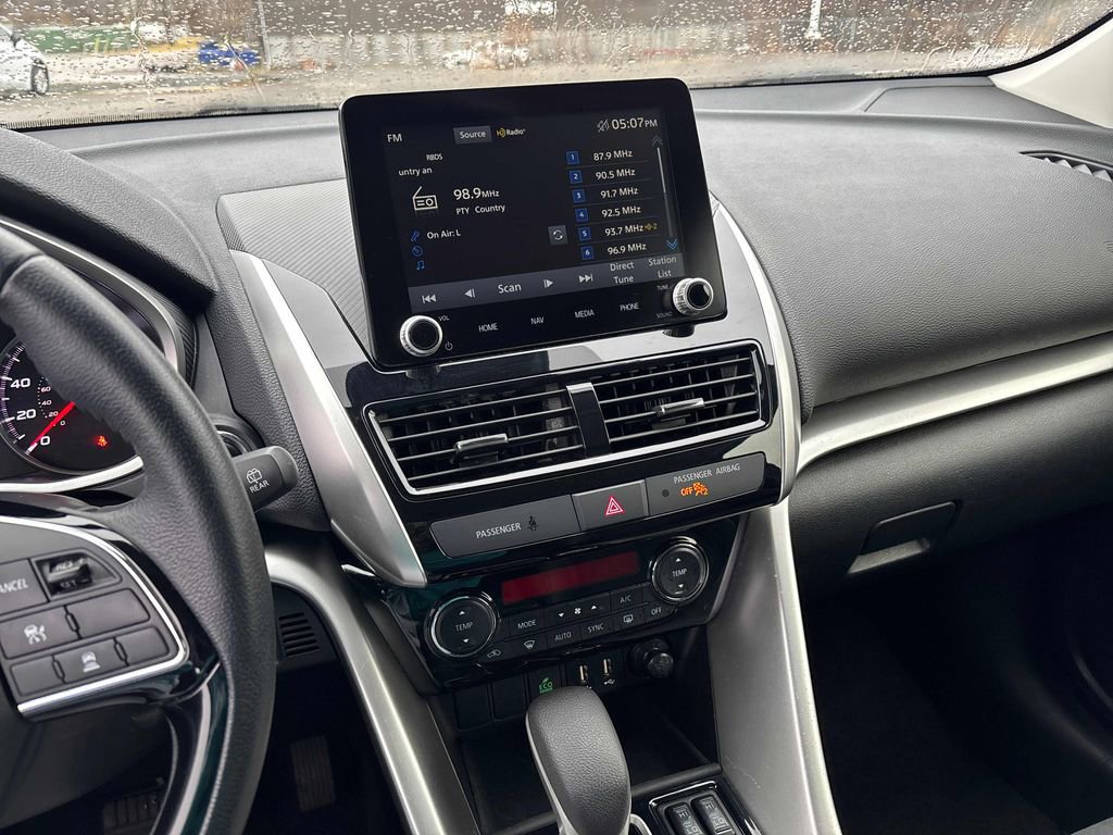 Used 2025 Mitsubishi Eclipse Cross SE image 16