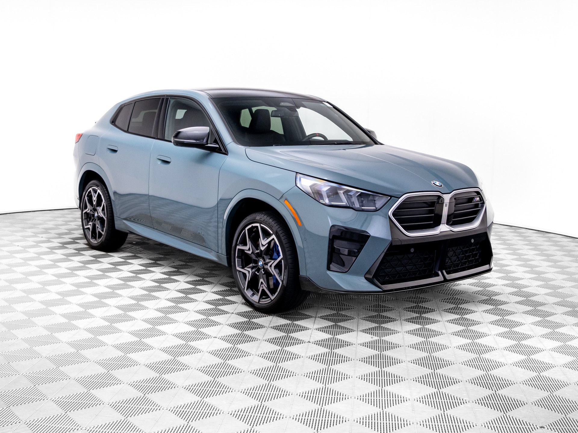 Certified 2025 BMW X2 M35i AWD/4WD image 8