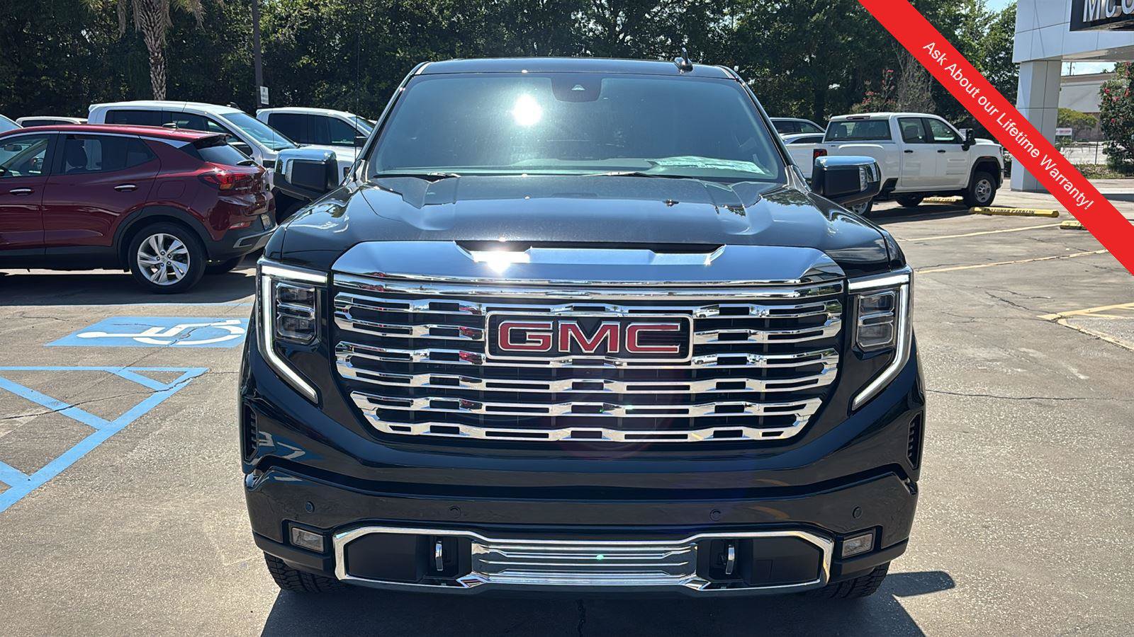 New 2026 GMC Sierra 1500 Denali AWD/4WD image 2
