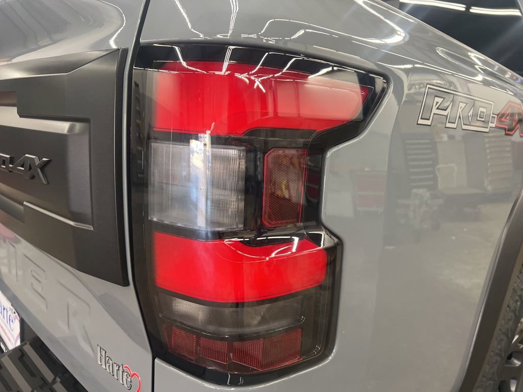 New 2026 Nissan Frontier PRO-4X w/ Pro-4x Convenience Package image 19