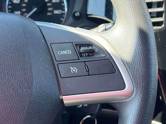 Used 2020 Mitsubishi Outlander AWD image 23