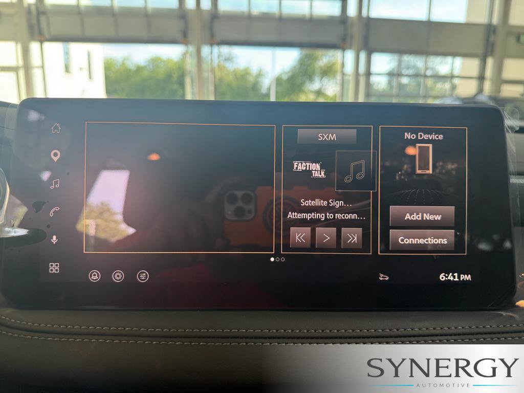 New 2027 INFINITI QX60 Luxe w/ Cargo Package FWD image 12