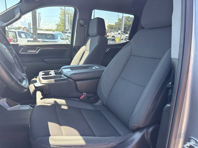 Used 2023 Chevrolet Silverado 1500 LT AWD/4WD image 11