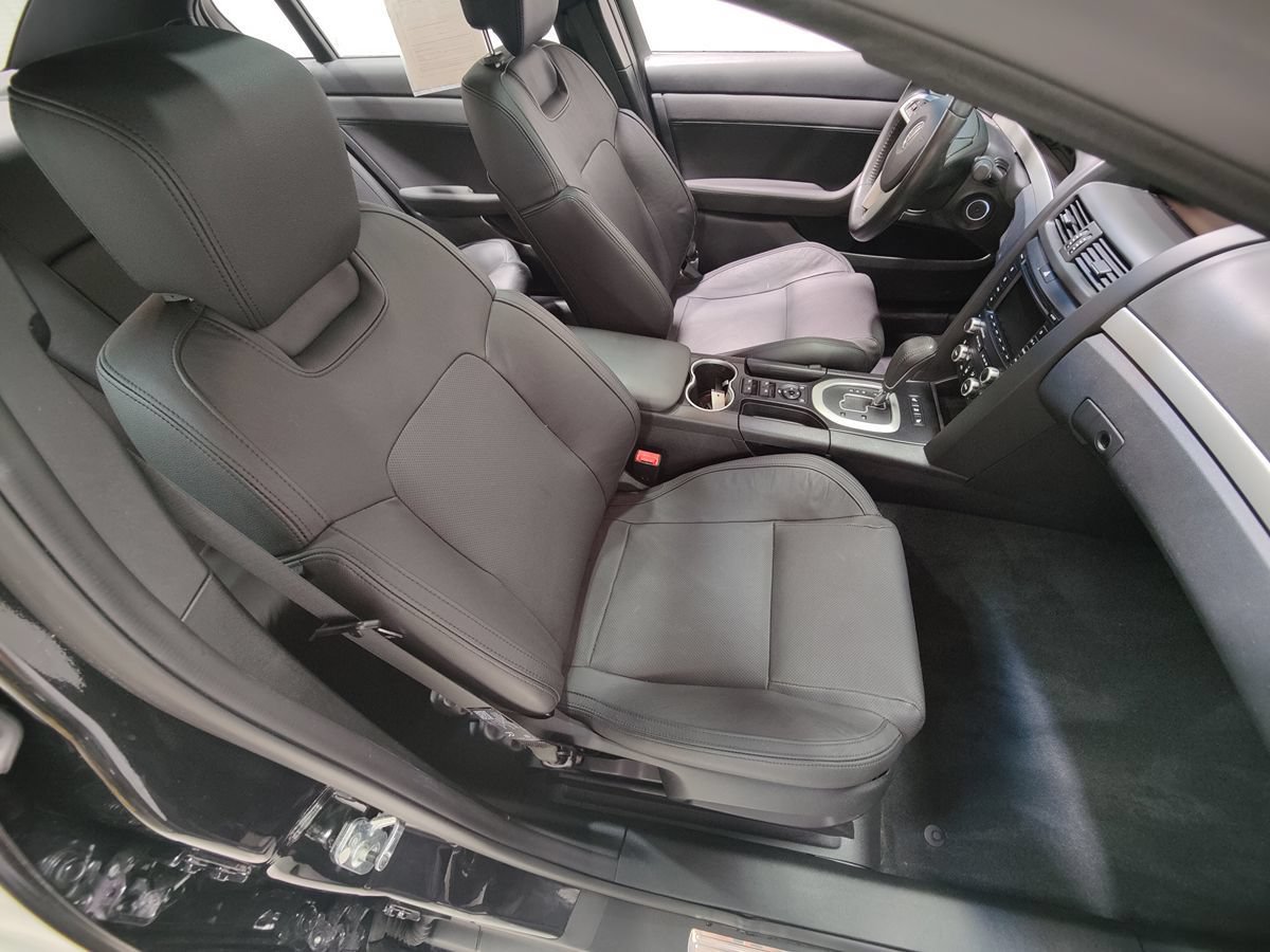 Used 2008 Pontiac G8 GT w/ Premium Package RWD image 12