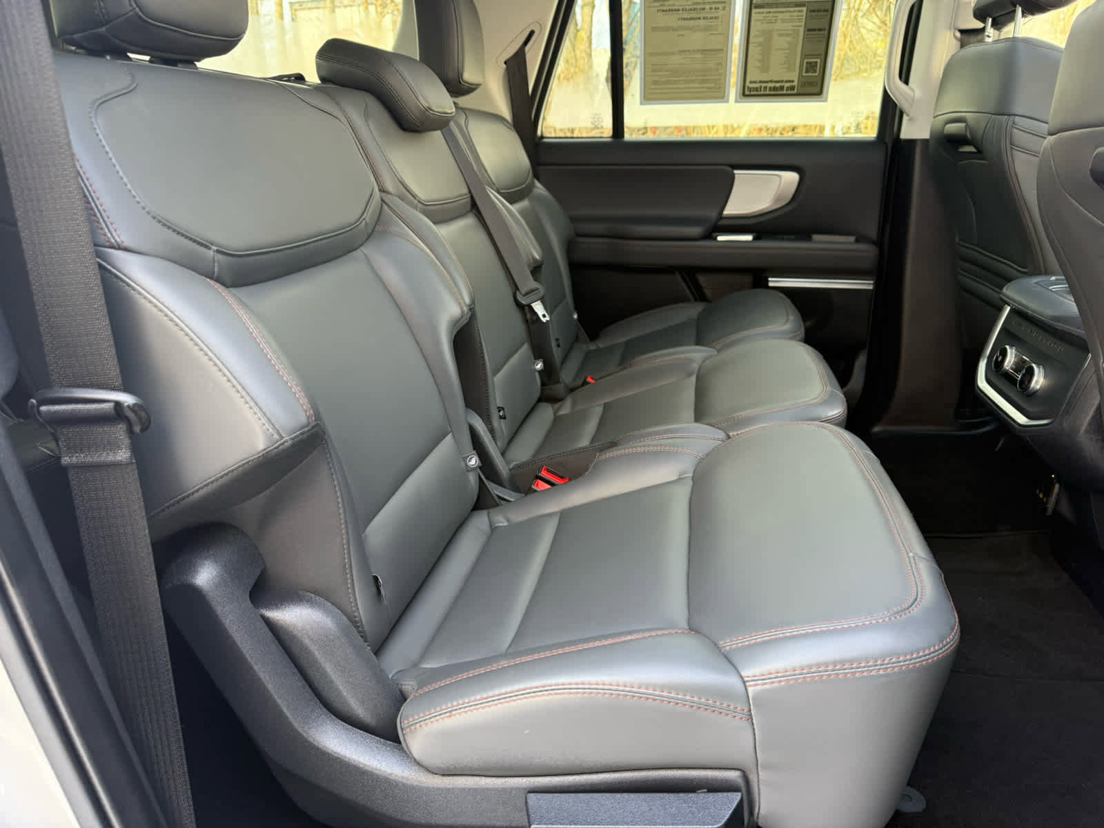 Certified 2025 Ford Expedition Max Active image 9