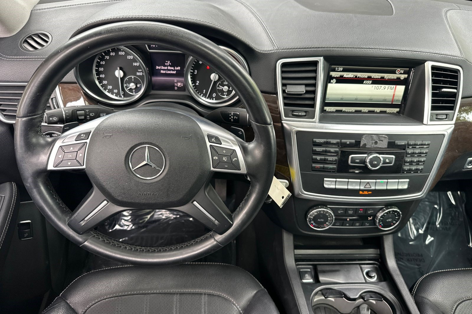 Used 2015 Mercedes-Benz GL 450 4MATIC image 31