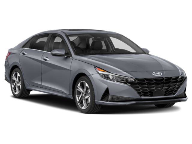 Used 2023 Hyundai Elantra Limited w/ Preferred Accessory Package FWD image 6