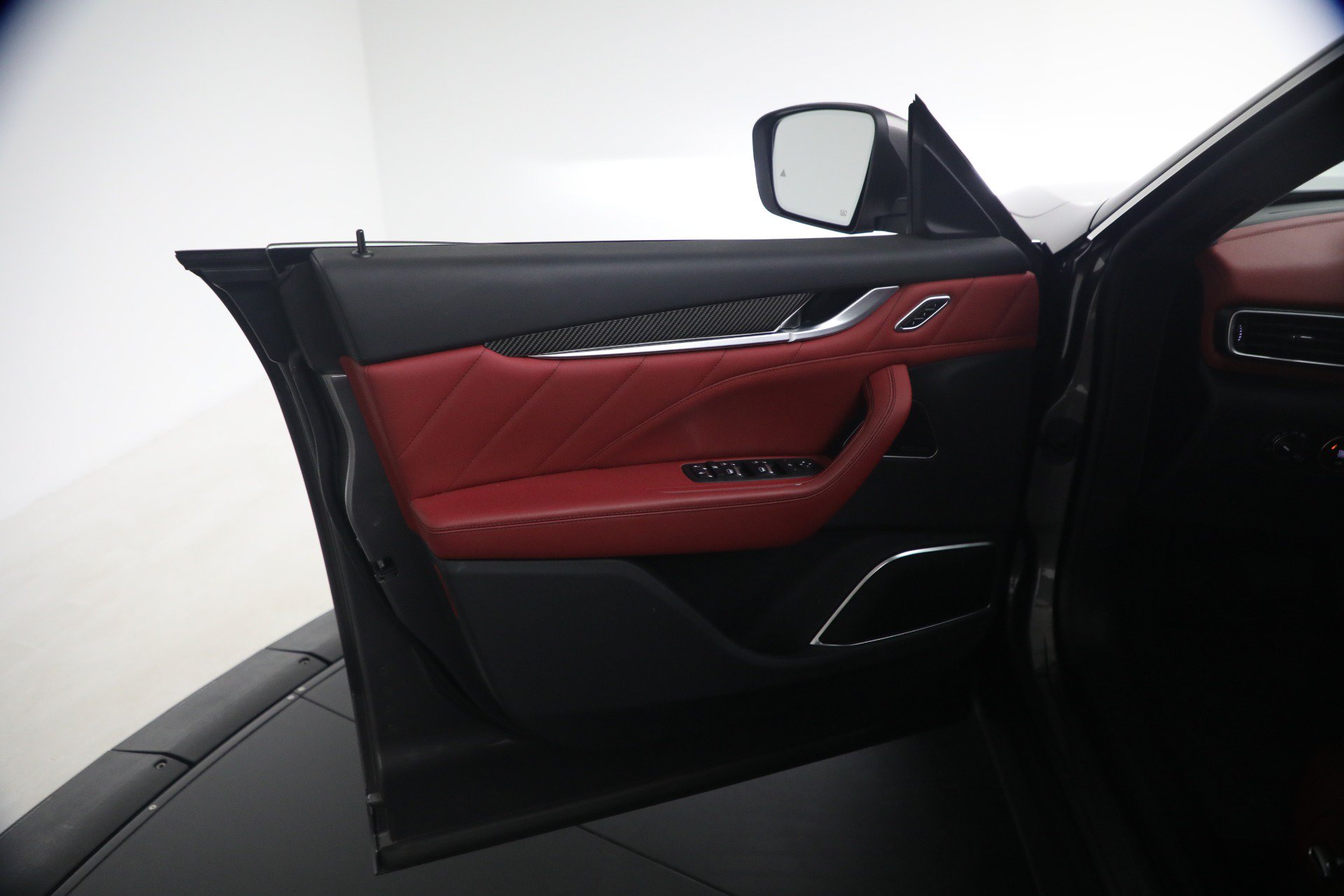 Certified 2023 Maserati Levante Modena AWD/4WD image 23