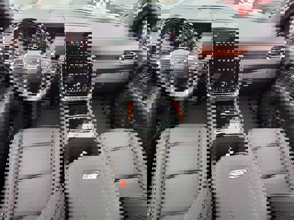 New 2025 GMC Yukon Denali w/ Denali Reserve Package image 9