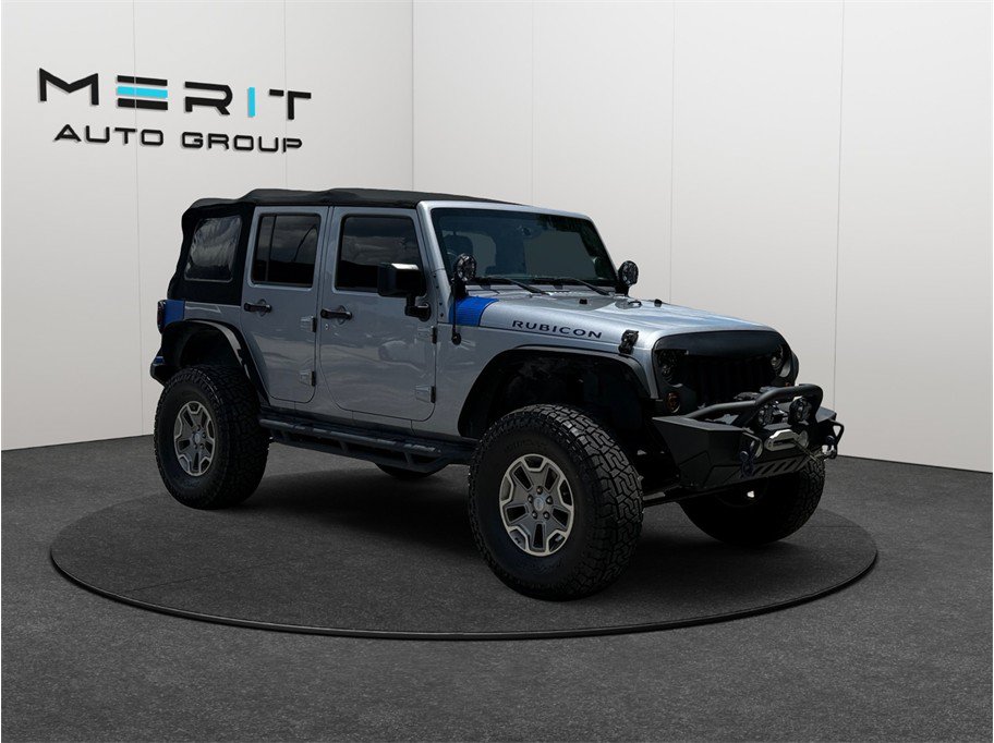 Used 2015 Jeep Wrangler Unlimited Rubicon w/ Connectivity Group