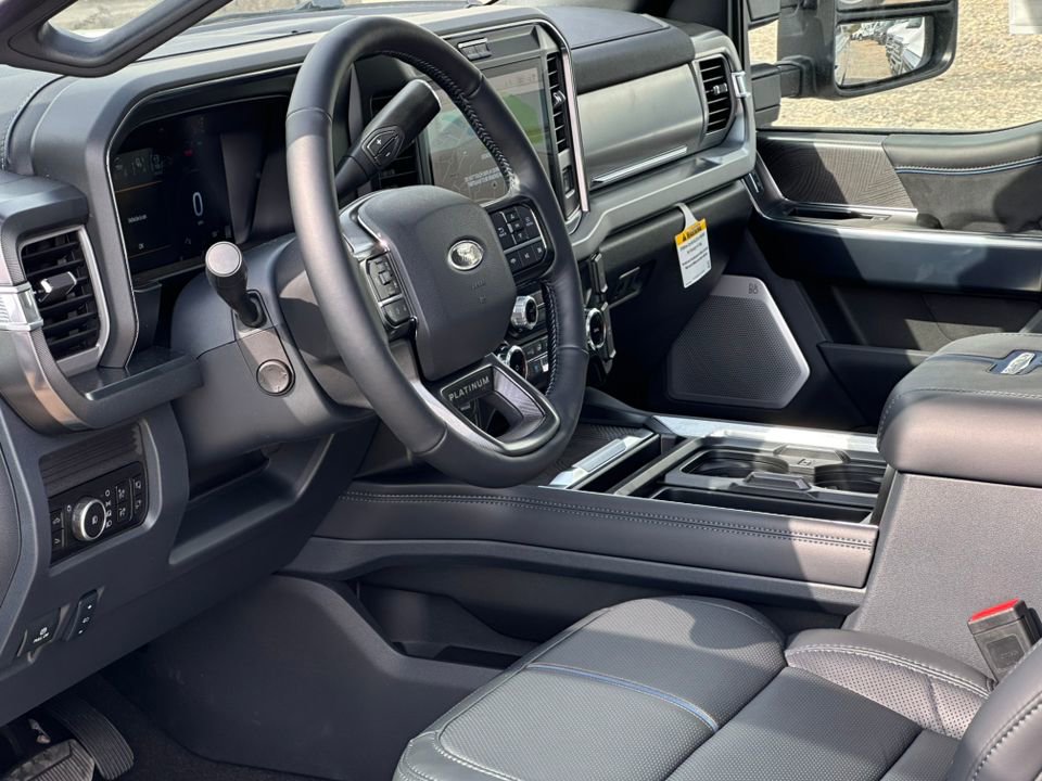 New 2025 Ford F250 Platinum image 19