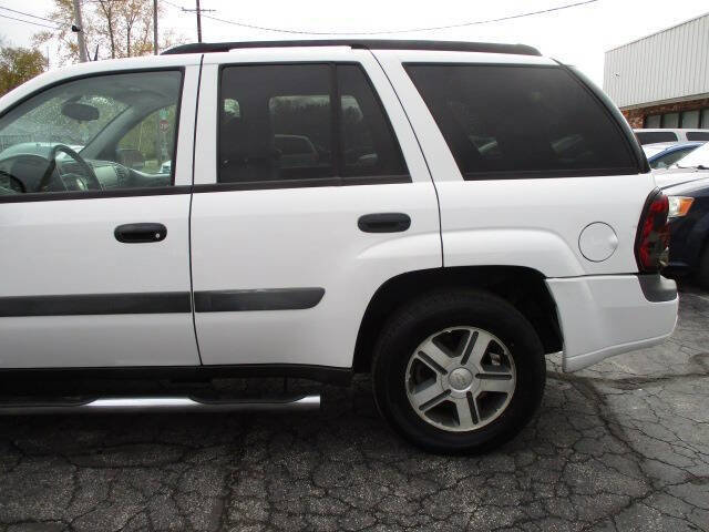 Used 2005 Chevrolet TrailBlazer LS w/ LS Preferred Equipment Group image 12