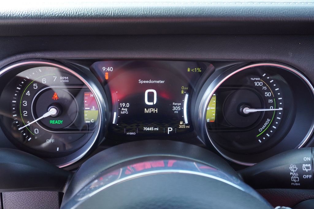 Used 2023 Jeep Wrangler Unlimited Sahara image 21