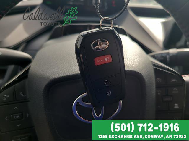 Used 2024 Toyota Prius Prime SE image 28