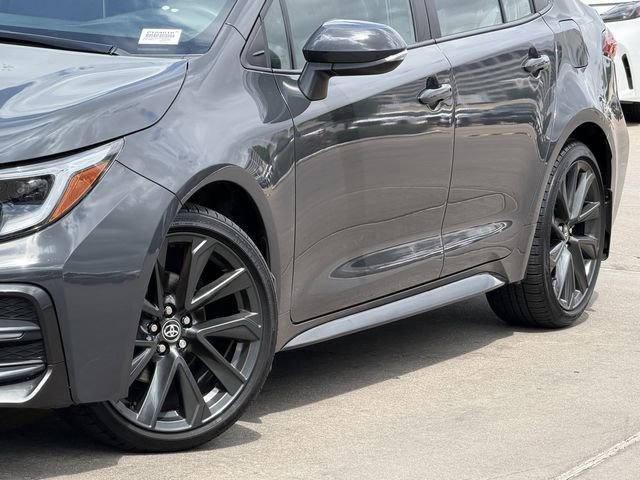 Used 2022 Cadillac XT4 Premium Luxury w/ Safety Alert Package AWD/4WD image 3