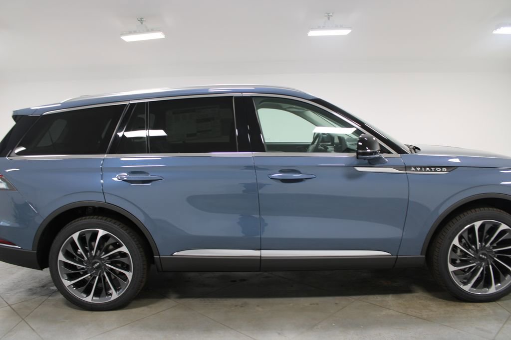 New 2026 Lincoln Aviator Reserve image 10