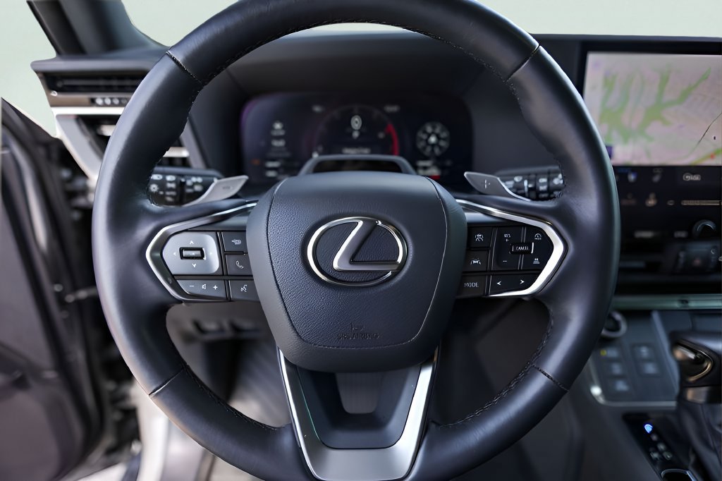 Used 2024 Lexus GX 550 AWD/4WD image 12