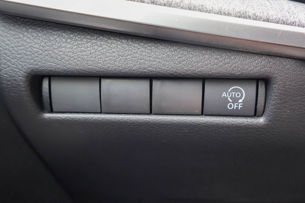 New 2026 Nissan Kicks SV FWD image 15