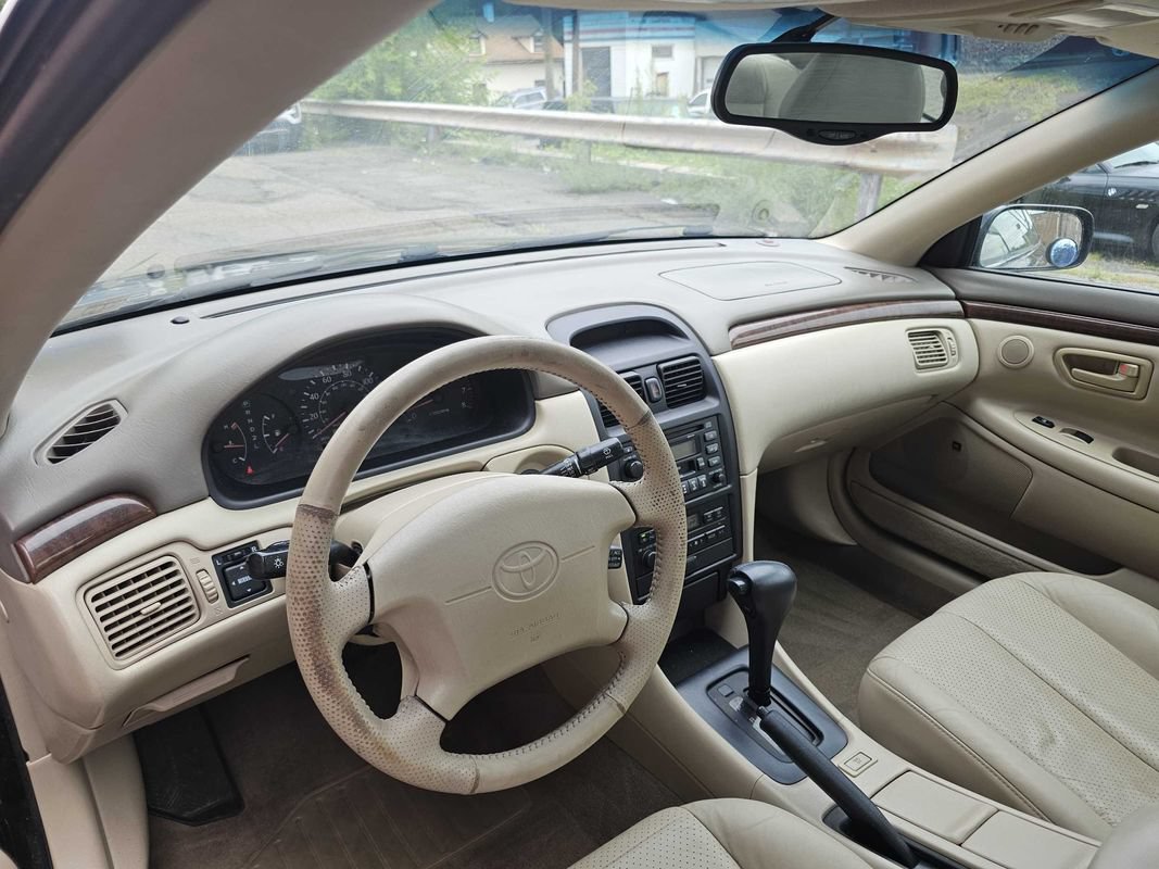 Used 1999 Toyota Solara SLE w/ Sport Pkg FWD image 13