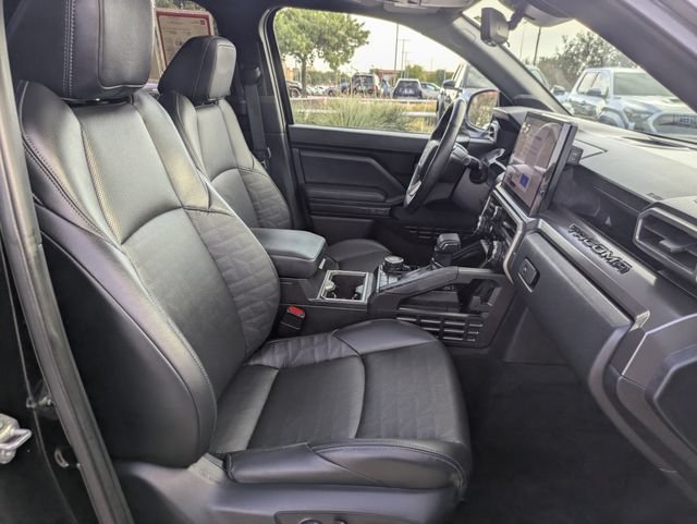 Certified 2024 Toyota Tacoma TRD Sport w/ TRD Sport Premium Package AWD/4WD image 33