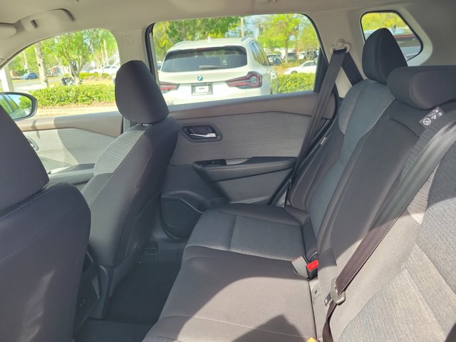 Used 2023 Nissan Rogue SV image 13