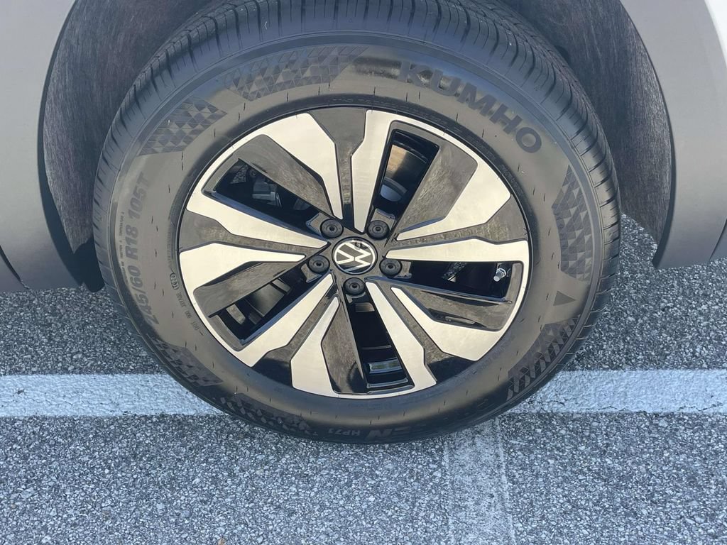 New 2026 Volkswagen Atlas SE FWD image 4
