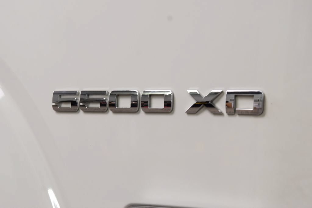 Used 2025 Chevrolet Low Cab Forward 5500XD RWD image 9