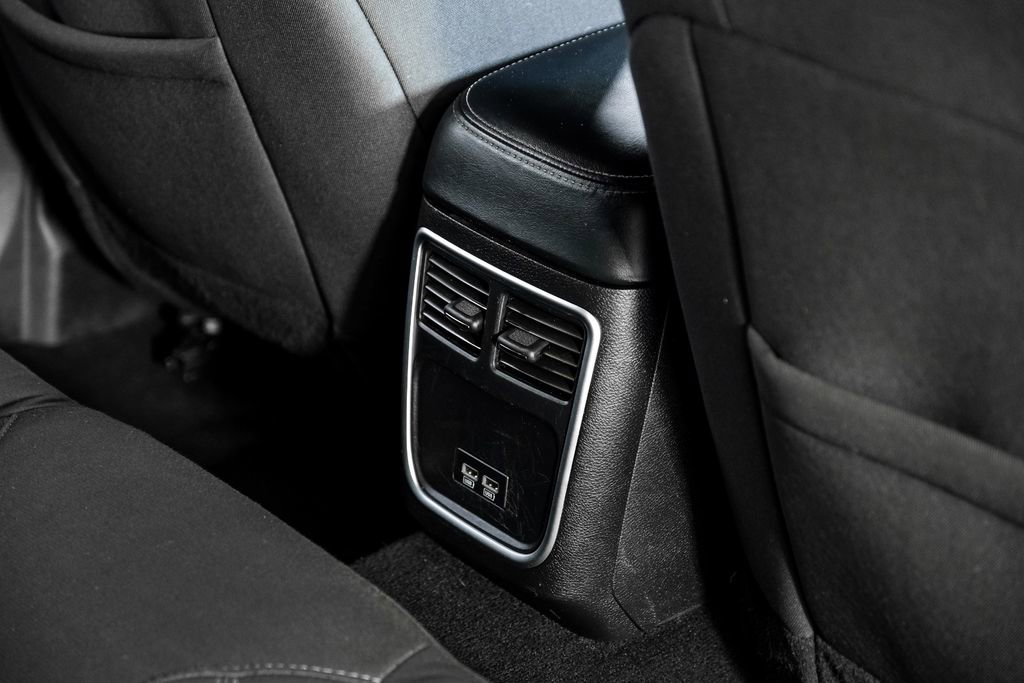 Used 2023 Dodge Charger SXT RWD image 38