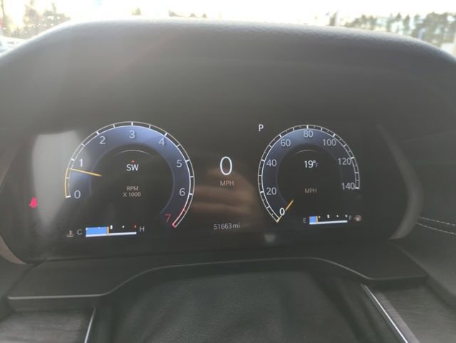 Used 2023 Jeep Grand Cherokee Limited w/ Luxury Tech Group II image 23