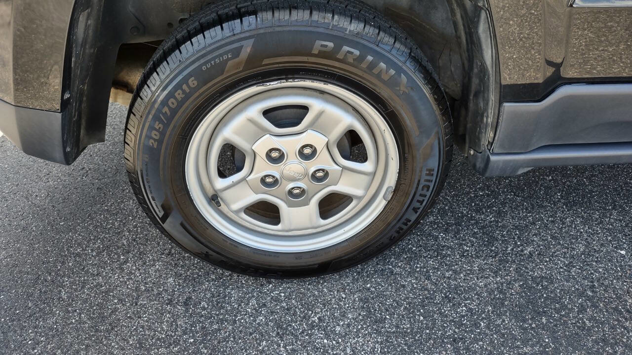 Used 2016 Jeep Patriot Sport w/ Power Value Group image 31