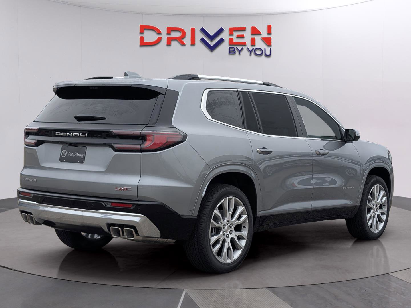 New 2026 GMC Acadia Denali w/ Super Cruise Package FWD image 5